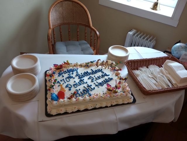 b-day cake ready to be cut